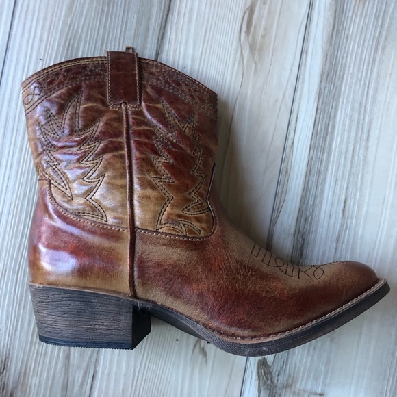 SOLD - Picture 3 of 6